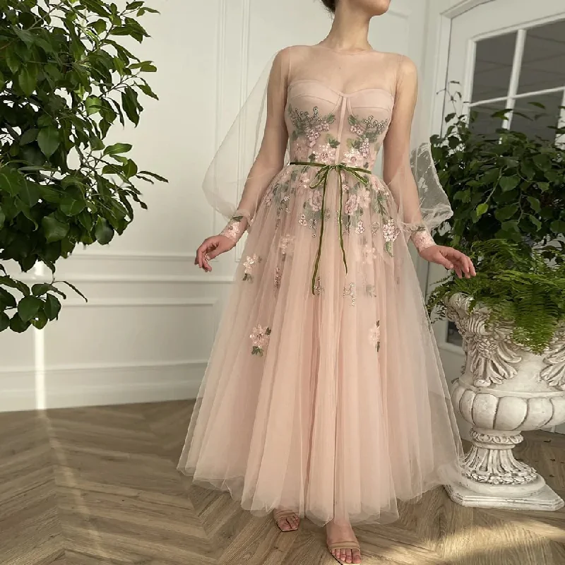 prom dresses with lace appliquésA Line Scoop Long Sleeve Prom Dresses with Floral Embroidery Long Formal Dressess gh1819