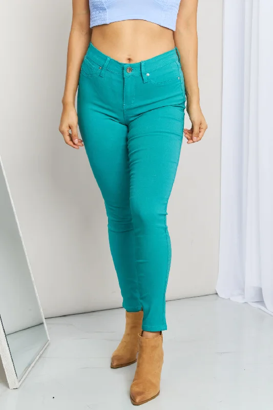 women's denim jeans for a flattering silhouetteYMI Jeanswear Kate Hyper-Stretch Full Size Mid-Rise Skinny Jeans in Sea Green