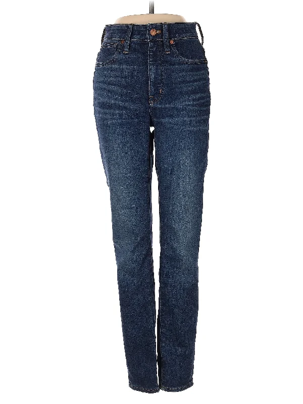 women's short denim jeansMid-Rise Straight-leg Jeans in Dark Wash