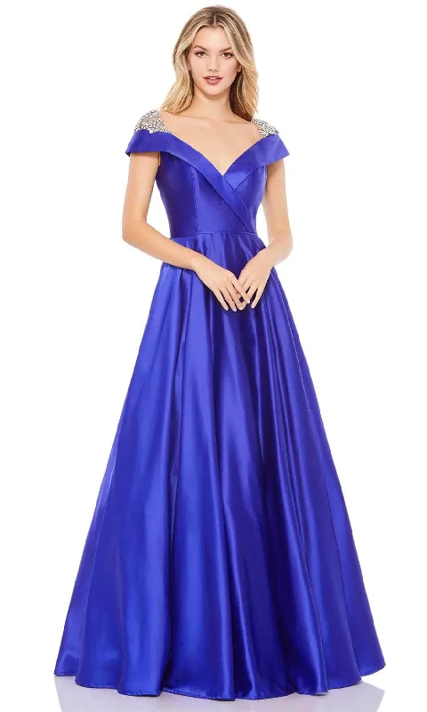 Formal Dress for Golf TournamentsMac Duggal 49239 - Satin V Neck A-Line Gown